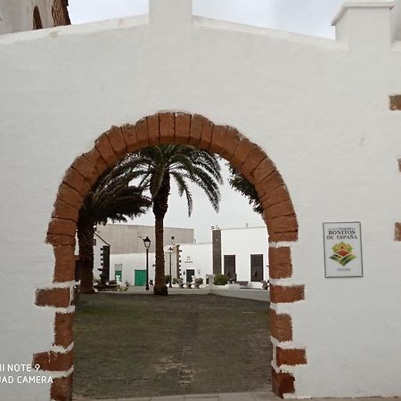 Precioso Apartamento Con Terraza En Teguise Teguise  Εξωτερικό φωτογραφία